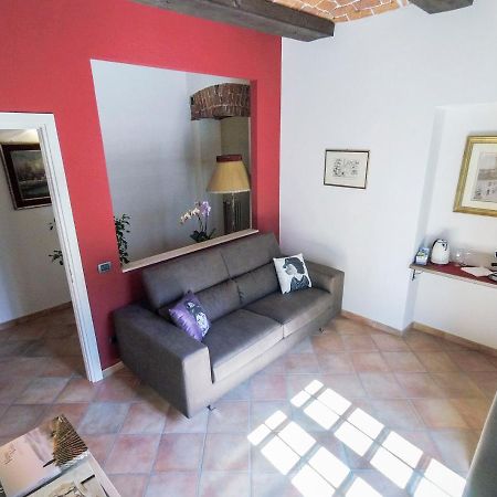 Bed and Breakfast Razmataz Asti Exterior foto