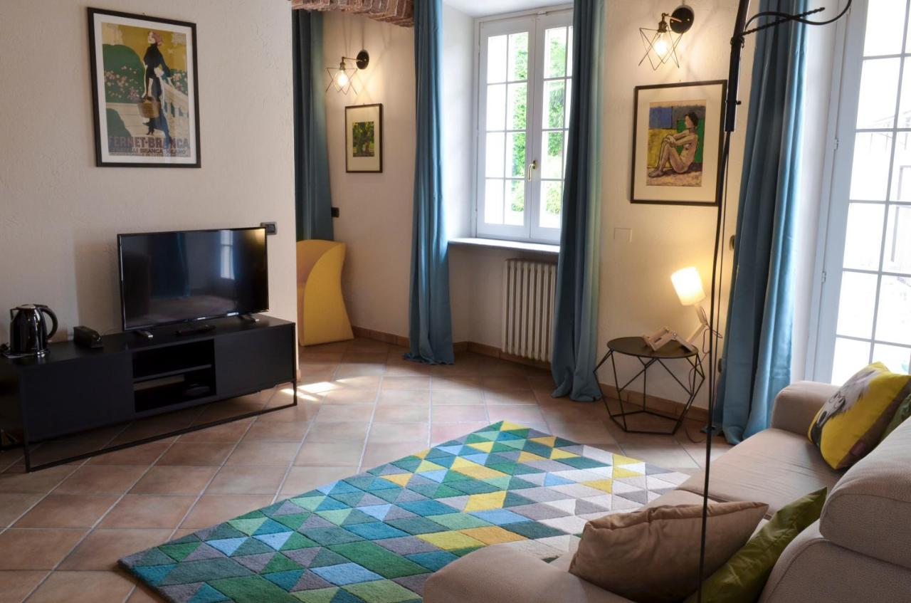 Bed and Breakfast Razmataz Asti Exterior foto